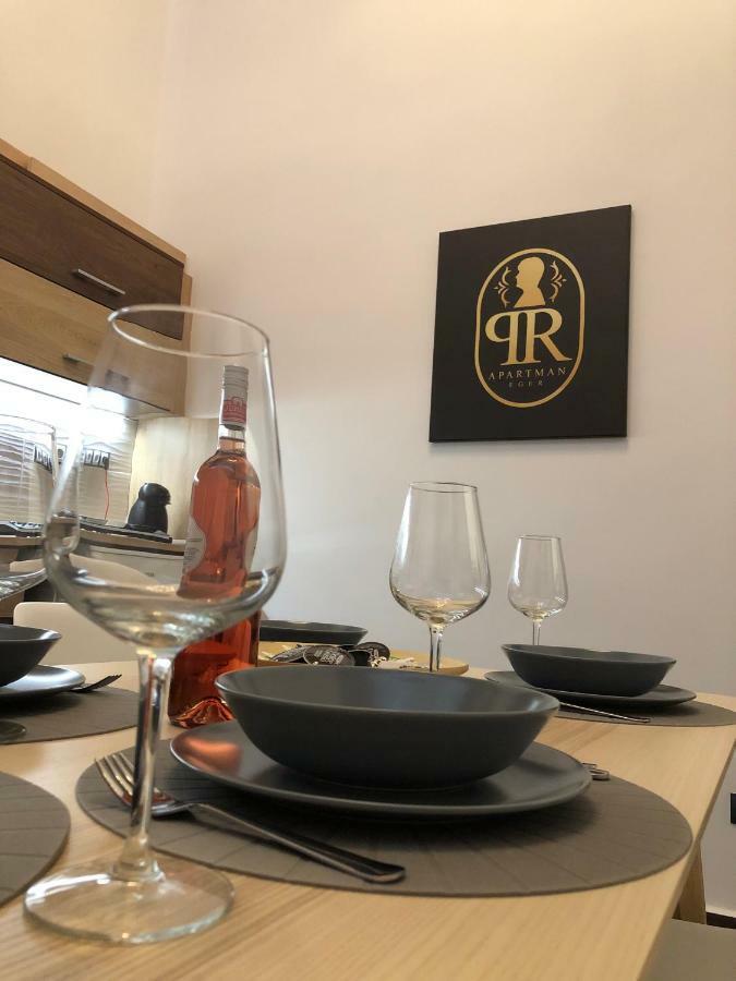Pr Apartman Eger Extérieur photo